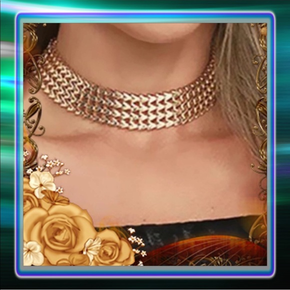 Jewelry - Gold Collar Necklace